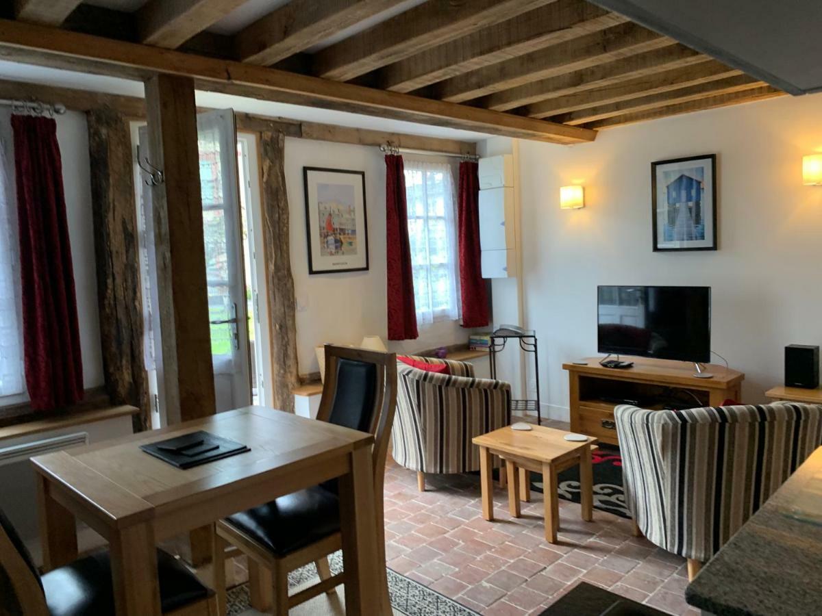 Apple & Cherry Tree Cottages Honfleur Exterior photo